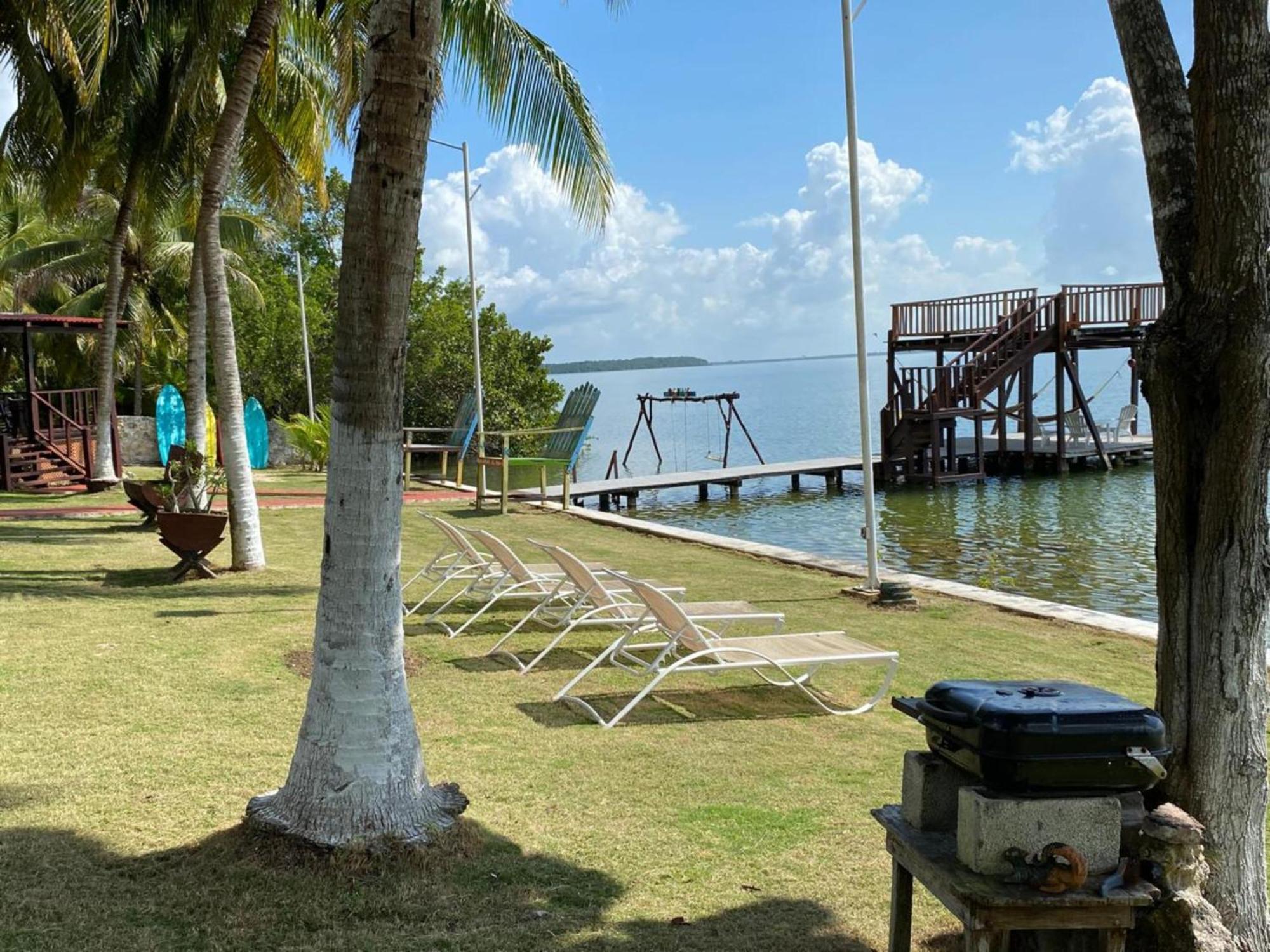 Coras Place Bacalar Lagoon Front Eksteriør billede