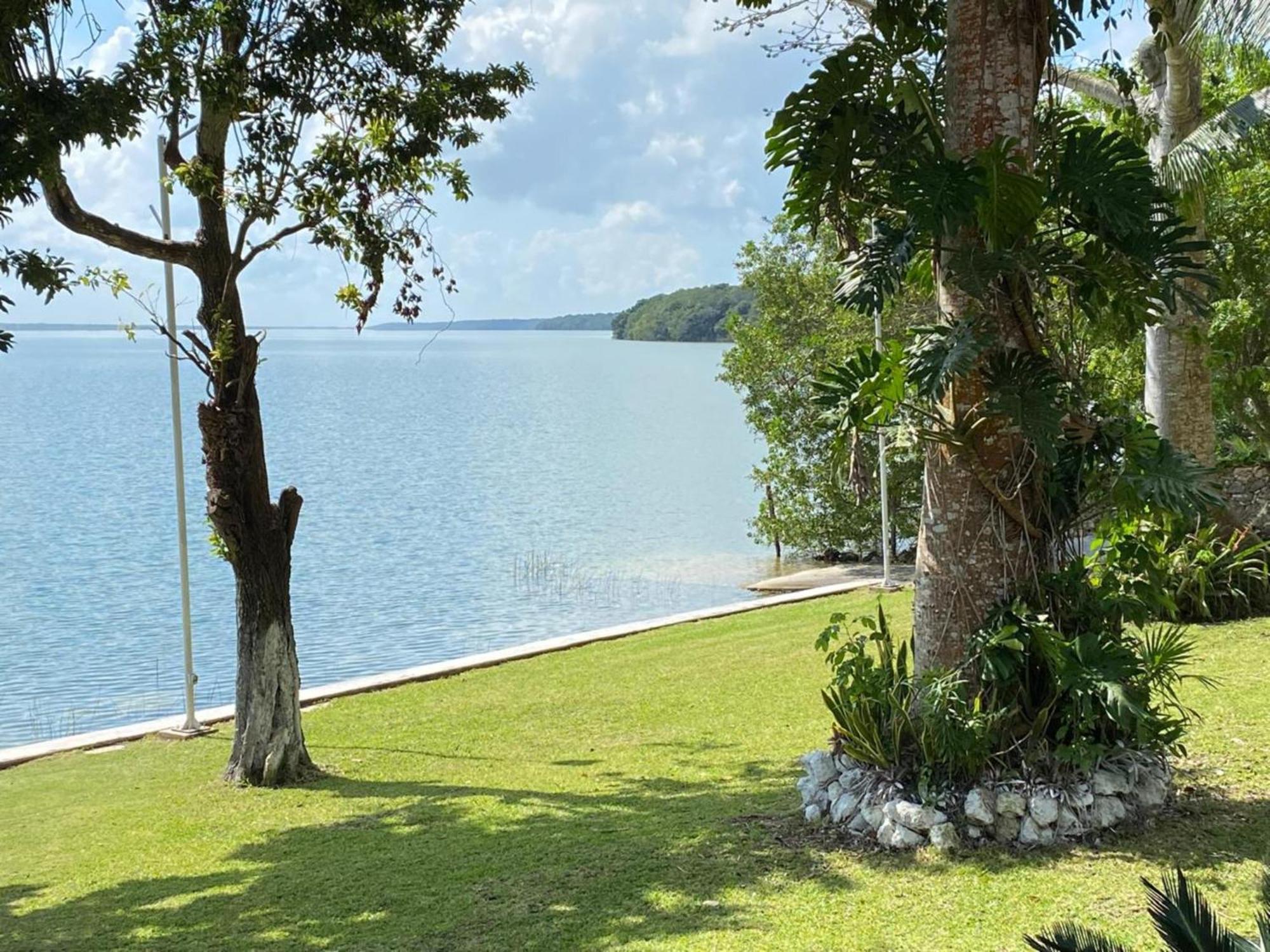 Coras Place Bacalar Lagoon Front Eksteriør billede