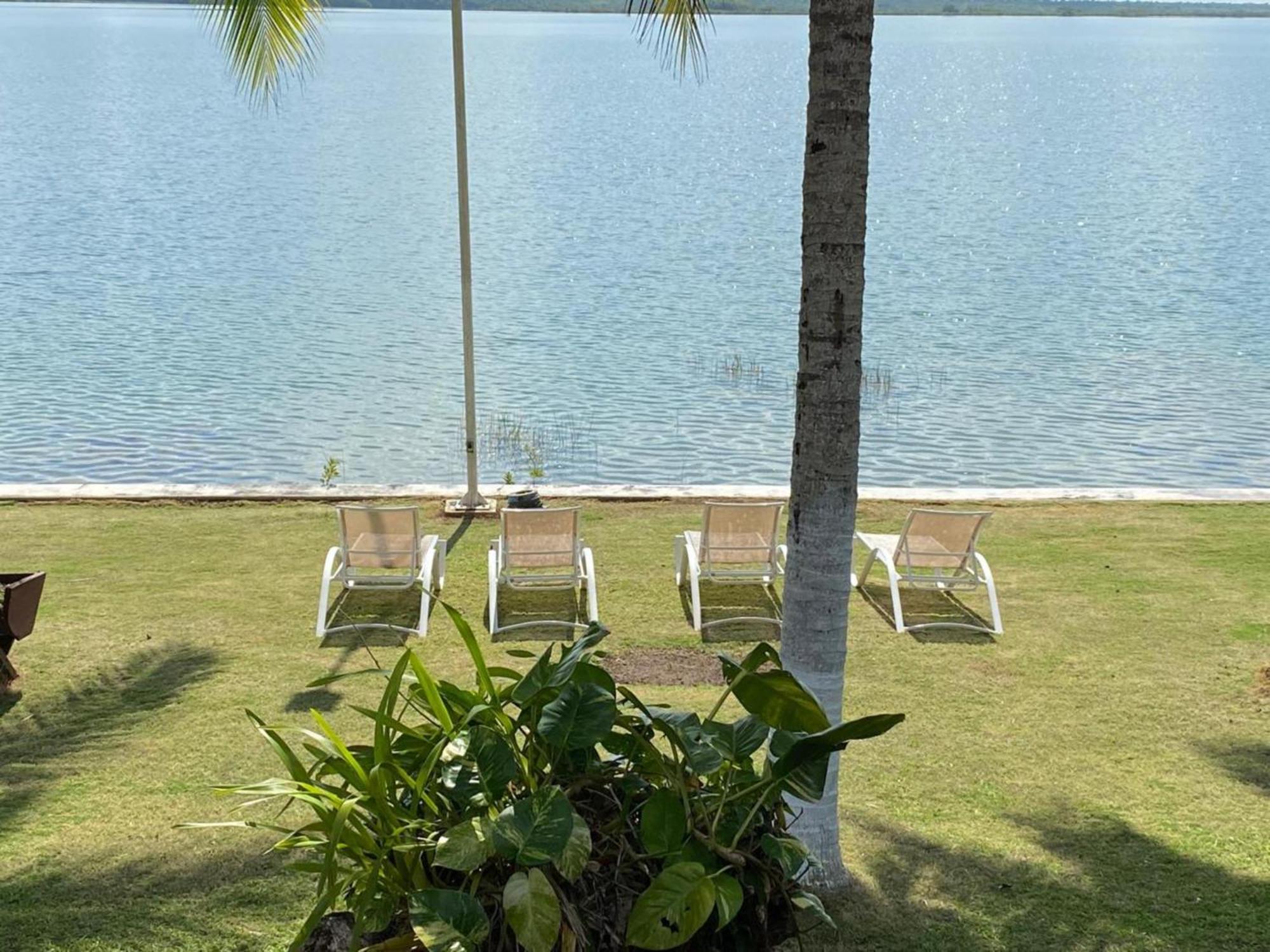 Coras Place Bacalar Lagoon Front Eksteriør billede